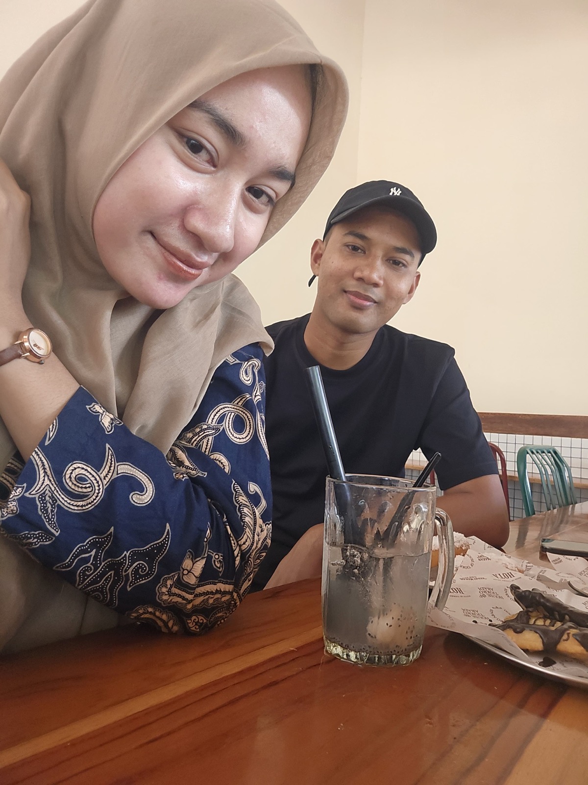 Kenangan saat awal saling mengenal